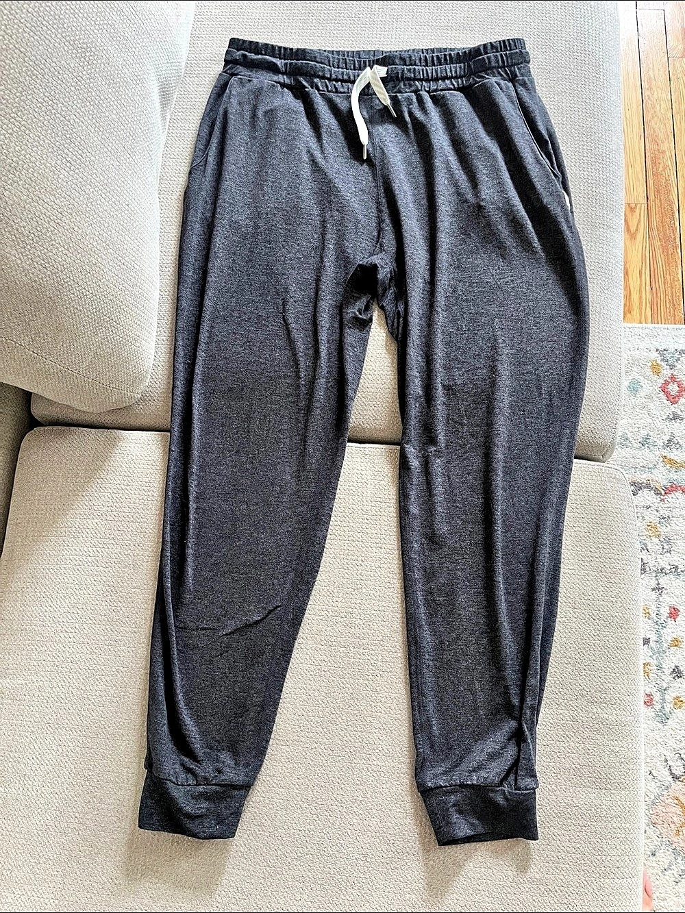 Vuori Performance Jogger Pants Gray large